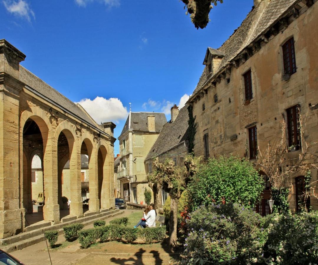 Petite Maison En Pierre Au Coeur Du Perigord Noir Proche De Sarlat Et Rocamadour Salignac Eyvigues Εξωτερικό φωτογραφία