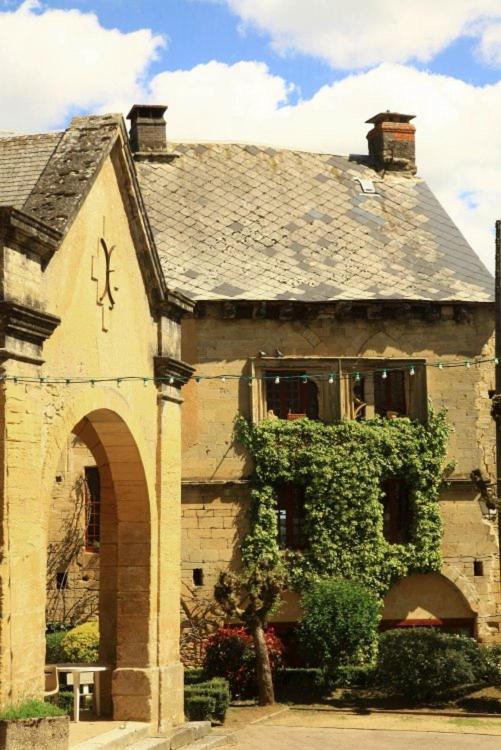 Petite Maison En Pierre Au Coeur Du Perigord Noir Proche De Sarlat Et Rocamadour Salignac Eyvigues Εξωτερικό φωτογραφία